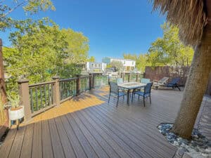 Lot 11 Deck