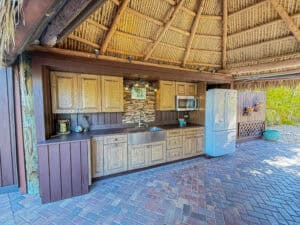 Lot 11 Cabinets