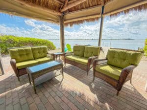 Lot 51 Seating