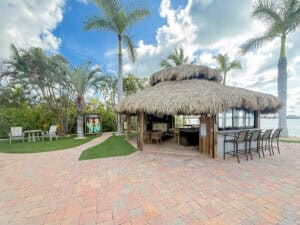 Lot 81 Tiki