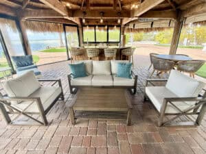 Lot 81 Seating