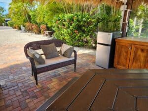 Lot 66 Seating