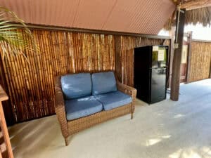 Lot 03 Extra Seating