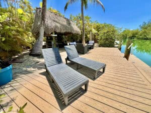 Lot 01 Lounge Chairs